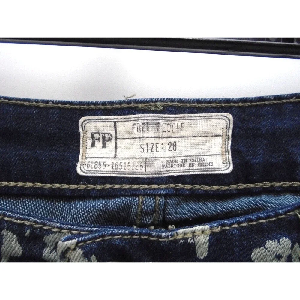FREE PEOPLE MANTRA Bali Pattern Womens Size 28 (32x34) BELL BOTTON Flare Jeans - Picture 3 of 11